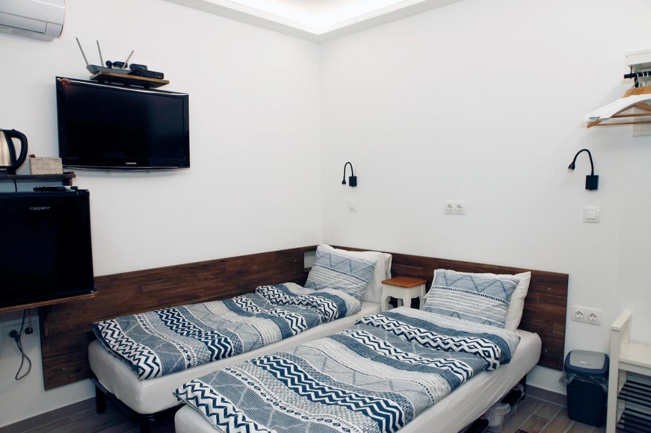 Sleep Over Sofia - Guest Rooms Eksteriør billede